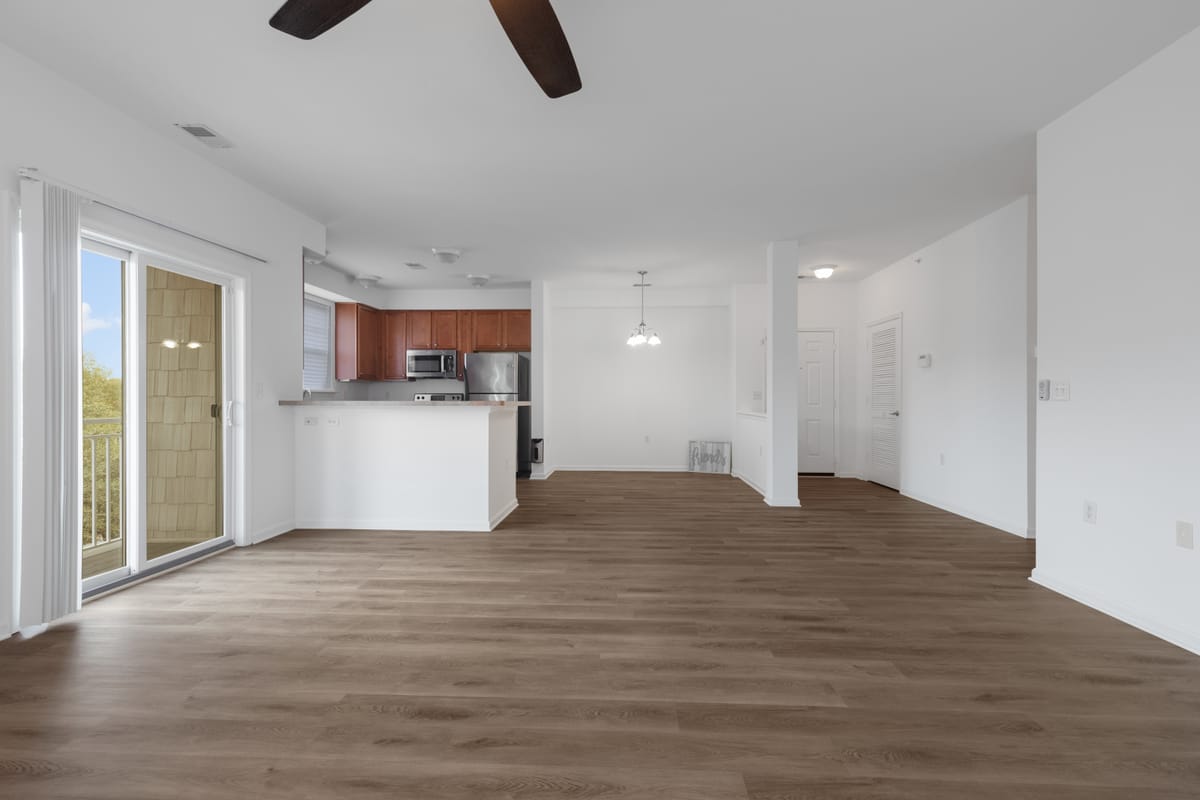 Why Wedding Photographers Quietly Thrive in Real Estate Photography