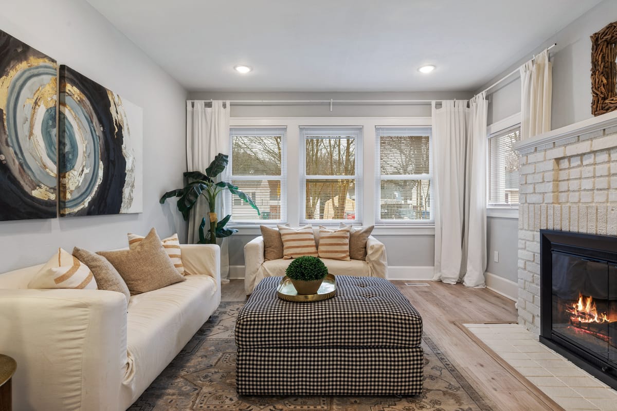 Turnaround Time: Weddings vs. Real Estate Photography