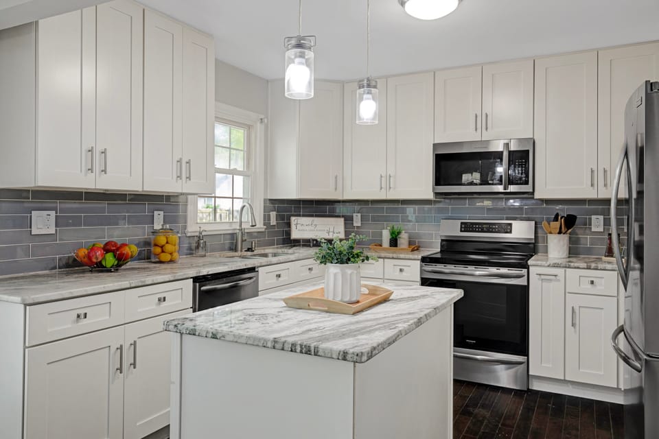 Income Stability: Real Estate Photography vs. Weddings